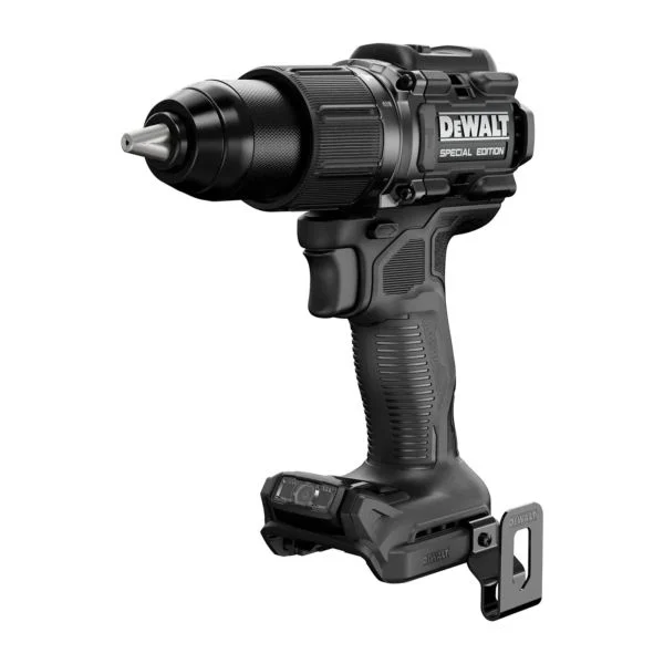 Комплект акумулаторен ударен винтоверт и гайковерт DeWALT DCK2222MP2T-QW, McLaren F1 XR, 18 V, с 2 x 5 Ah батерии, зарядно у-во и куфар / DCK2222MP2T-QW Комплект акумулаторен ударен винтоверт и гайковерт DeWALT DCK2222MP2T-QW, McLaren F1 XR, 18 V, с 2 x 5 Ah батерии, зарядно у-во и куфар / DCK2222MP2T-QW